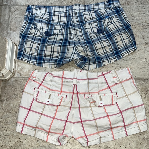 2 pairs of Aeropostale plaid stretch shorts size 0 - Picture 6 of 8